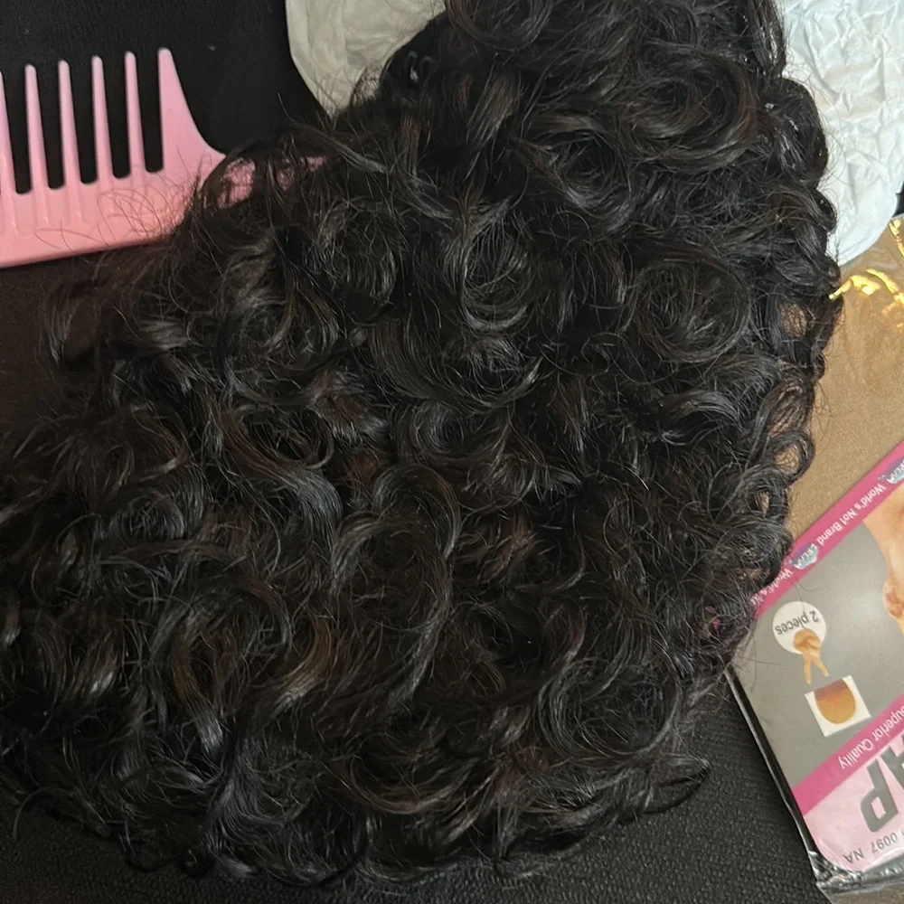 Wig - Picture 10 of 10